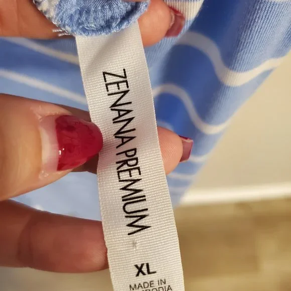 Zenana Premium Spaghetti Strap Top. XL. Brand new without tags - Picture 2 of 3